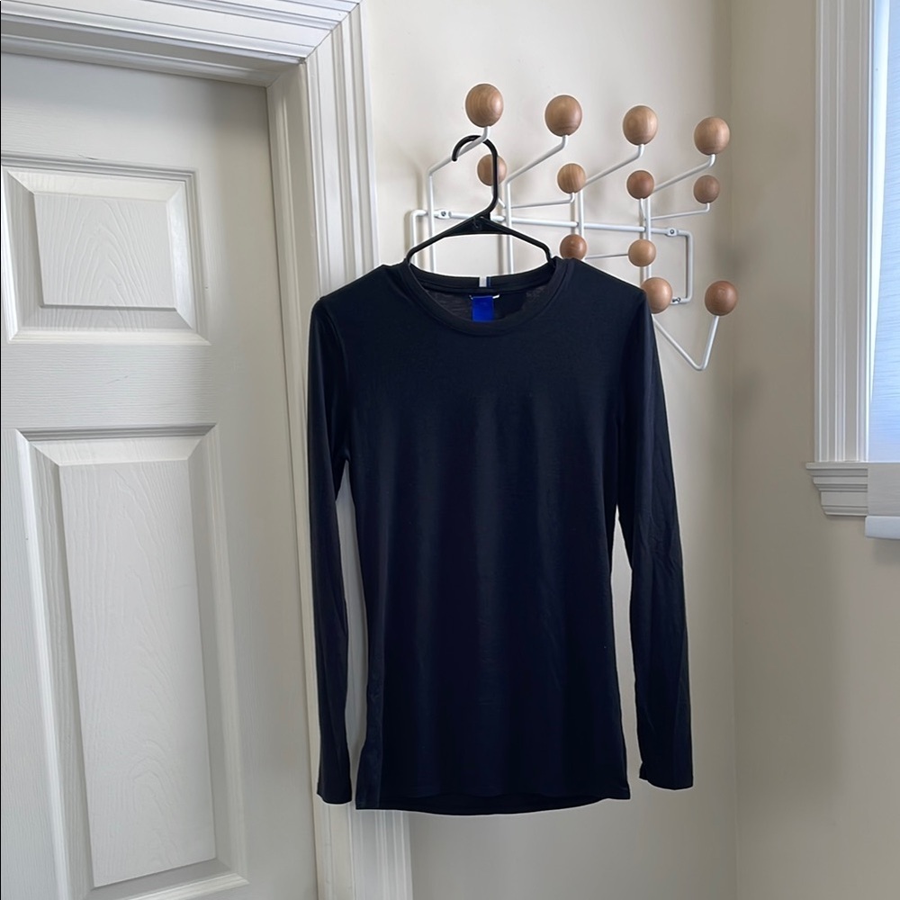 Kit and Ace - Lightweight Long Sleeve Athletic Top - Navy - Small
